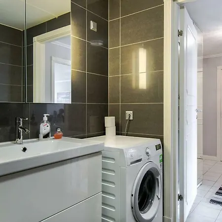 Big 1br Very Central Apt With Balcony! アパート *